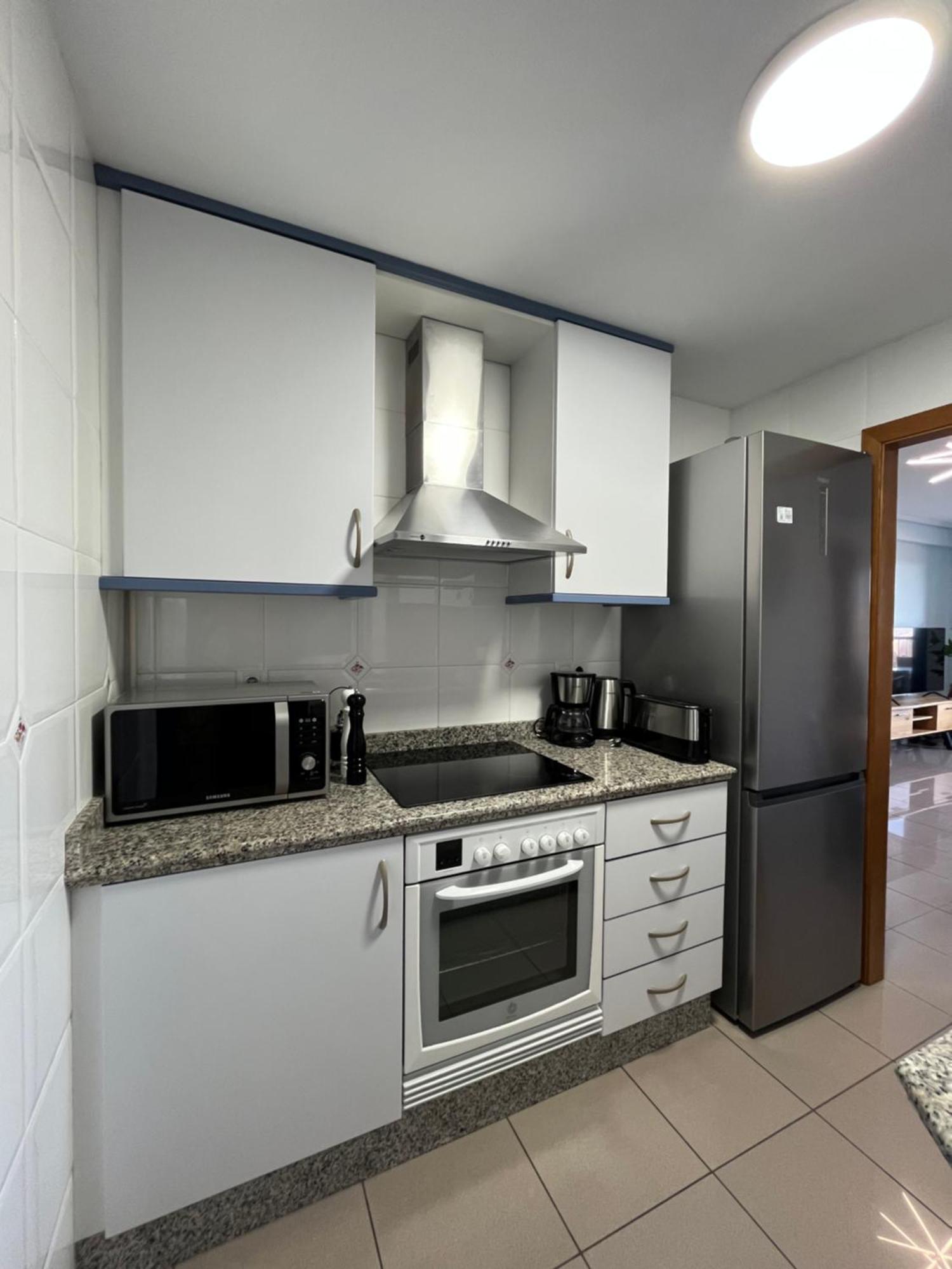 Blue Beach Apartment+Oceanview+Private Parking Valencia Buitenkant foto